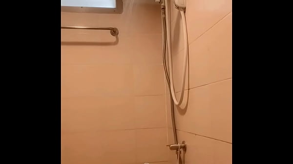 หลุดนักเรียนอาบน้ำ จากมือถือค้า • Free Porno Video Gram, XXX Sex Tube