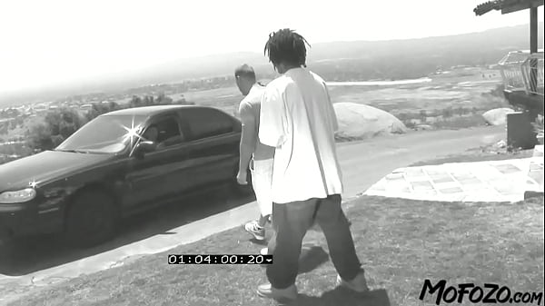 MOFOZO.com – 18 Year Old Brunette In Her First Sex Video