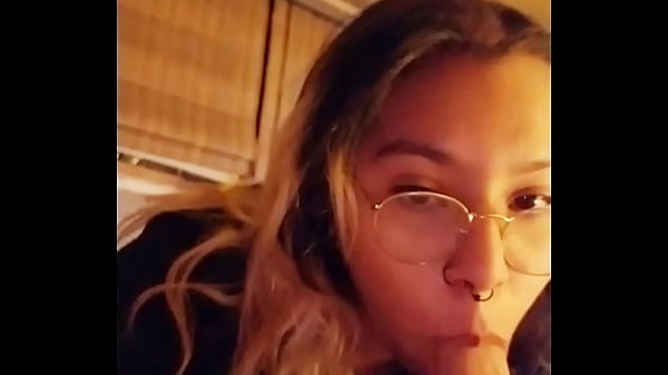 my gf sucking my dick blowjob [ Duration: 00:27 ]