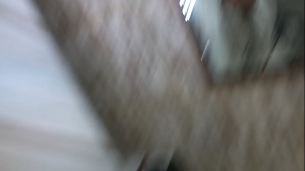 maduro tomando cu gay [ Duration: 00:49 ]