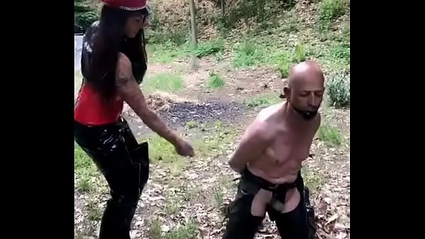 sessioni in campagna bdsm [ Duration: 02:32 ]