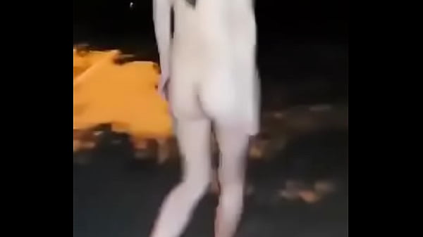 khoa than giua pho sex movie [ Duration: 00:45 ]