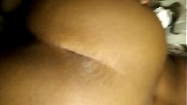 ass bouncing back while listening to music bbw [ Duration: 02:23 ]