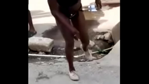 lisa brown ass [ Duration: 00:29 ]