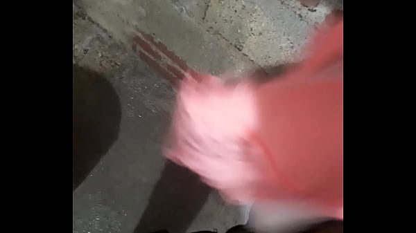 me jalo la verga con la ropa interior de mi prima masturbation [ Duration: 01:11 ]