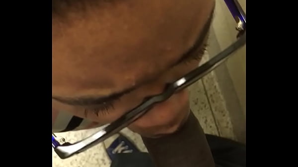 getting dick suck blowjob [ Duration: 00:54 ]