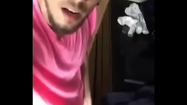 chico gay gay [ Duration: 00:26 ]