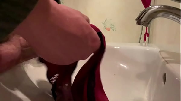 cumming inside panties bukkake [ Duration: 01:50 ]