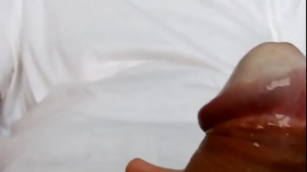 branle ejac en gros plan cumshot [ Duration: 01:37 ]