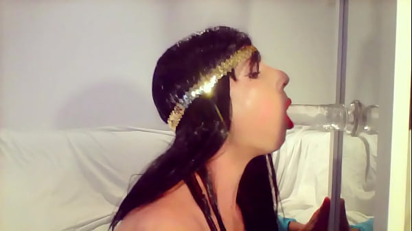 sissy sucking dildo shemale [ Duration: 00:29 ]