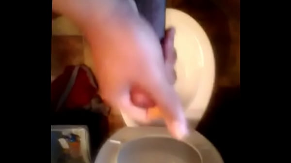 caramale solo jackoff with cumshot cumshot [ Duration: 00:34 ]