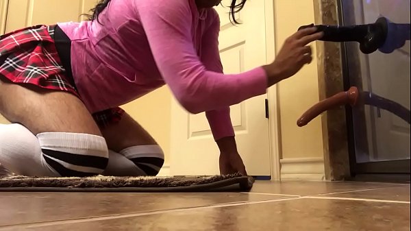 sissy trains throat shemale [ Duration: 05:31 ]