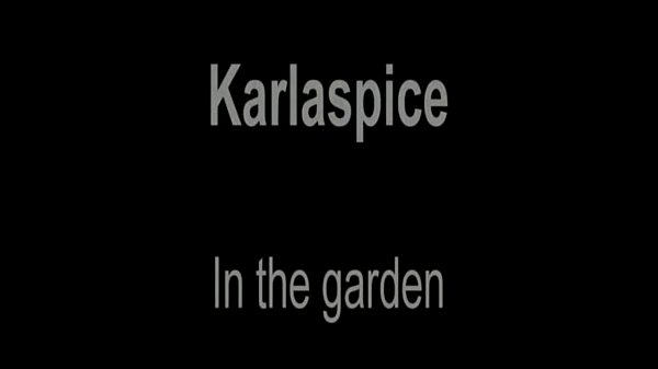 ▶ Karla Spice in thi garden XNXX2 Video