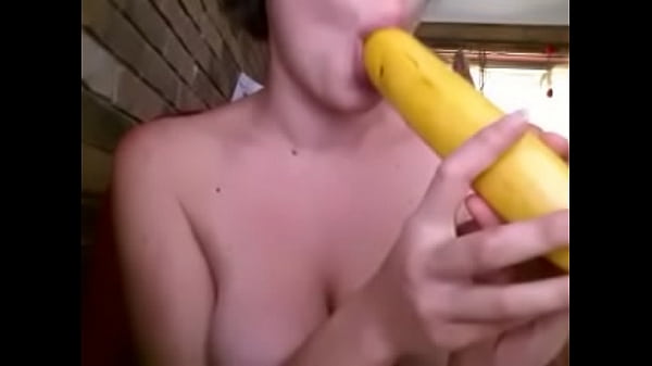 banana bj blowjob [ Duration: 00:42 ]
