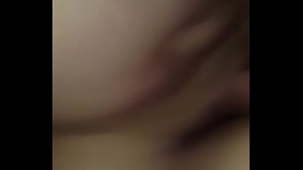 novia goza con su ano anal [ Duration: 01:36 ]