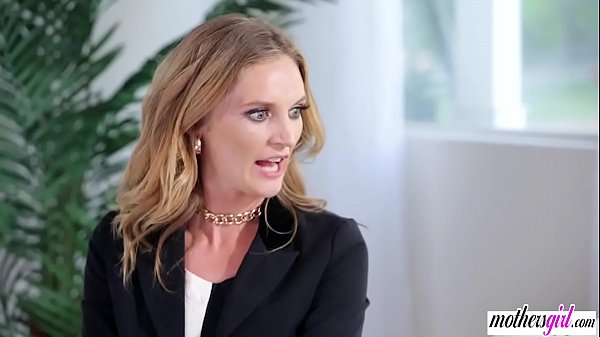 birlfriend means both chicks can lick her pussy lesbian [ Duration: 06:00 ]