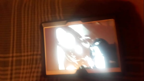 viniendome en mi amiga amateur [ Duration: 01:31 ]