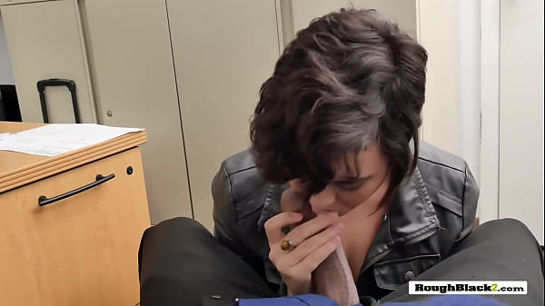 white hooker sucks huge black shlong in office exotic [ Duration: 05:01 ]