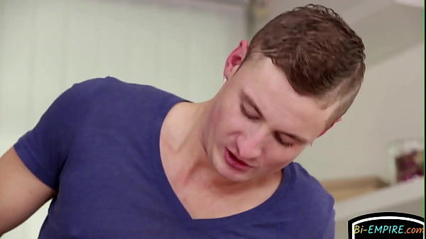 cock sucking bisexual stud mounts dick gay [ Duration: 06:05 ]