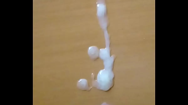 me saco la leche viendo el culito de tania rincon bukkake [ Duration: 00:23 ]