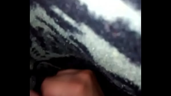 se corre debajo las cobijas gay [ Duration: 00:38 ]