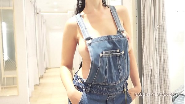 ▶ I like to wear short skirts whthout panties XNXX2 Video