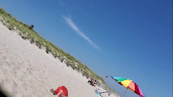 ▶ Crespshot - Beach Spy - Big Sexy Asj Sunbathing in Thong XNXX2 Video