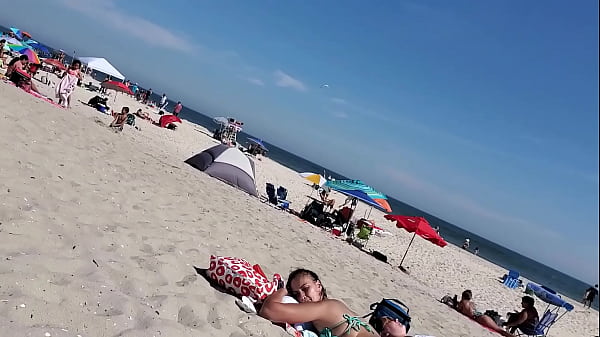 ▶ Crespshot - Beach Spy - Big Sexy Asj Sunbathing in Thong XNXX2 Video