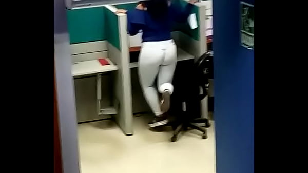 tele operadora de gran cola sex movie [ Duration: 00:24 ]