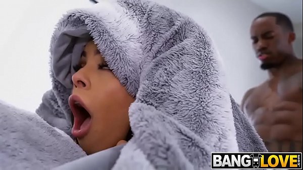 luna star anal from big cock anal [ Duration: 05:01 ]