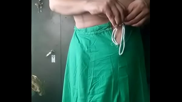 crossdressing gay [ Duration: 01:50 ]