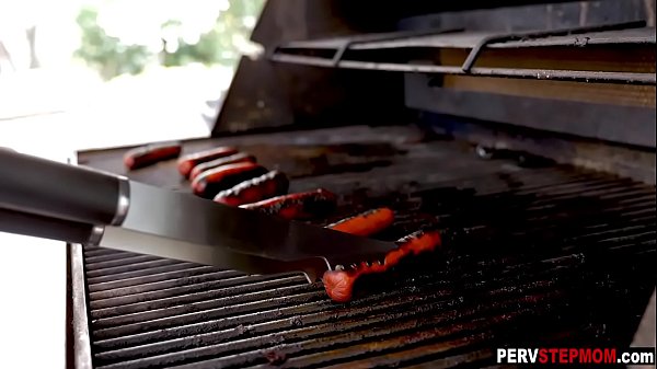 divorced milf stepmom sucks a horny stepsons hard cock blonde [ Duration: 06:00 ]