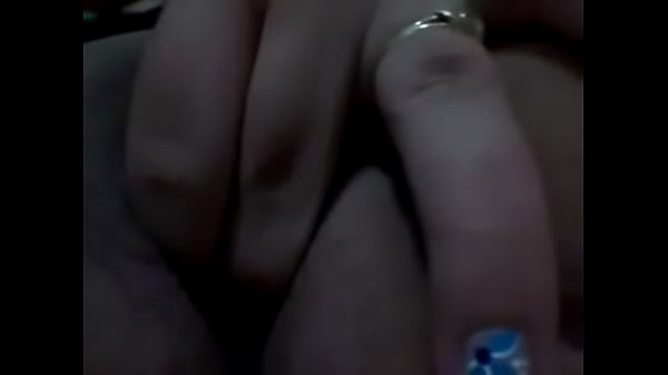 minha putinha batendo uma siririca sex movie [ Duration: 00:53 ]