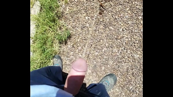 huge piss gay [ Duration: 00:52 ]