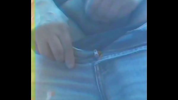 celular mi primo blowjob [ Duration: 00:34 ]