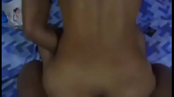 cavalgando na pica com o gostoso do grindr gay [ Duration: 00:53 ]