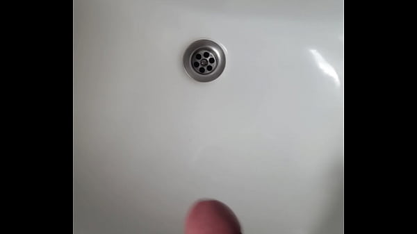 jerking on mila milan cumshot [ Duration: 01:43 ]