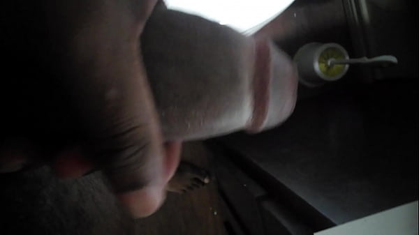 quick jackoff masturbation [ Duration: 00:34 ]