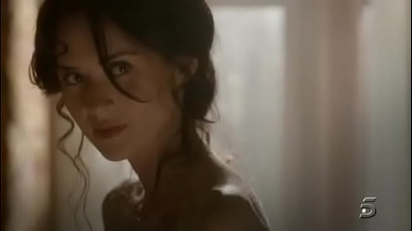 adriana torrebejano masturb aacute ndose en tierra de lobos celebrity [ Duration: 01:28 ]