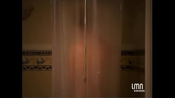 thrill of the kill humming in the shower blonde [ Duration: 00:21 ]