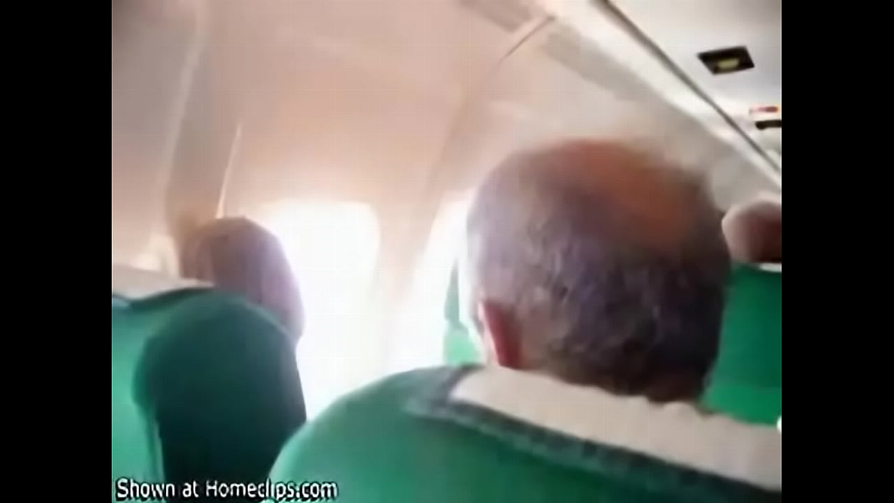 Mi mujer se masturba en el avion - XVIDEOS.COM