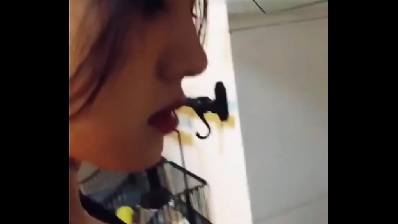 qinweiyingjie cooking for dinner, em xinh đẹp nấu ăn. - XVIDEOS.COM