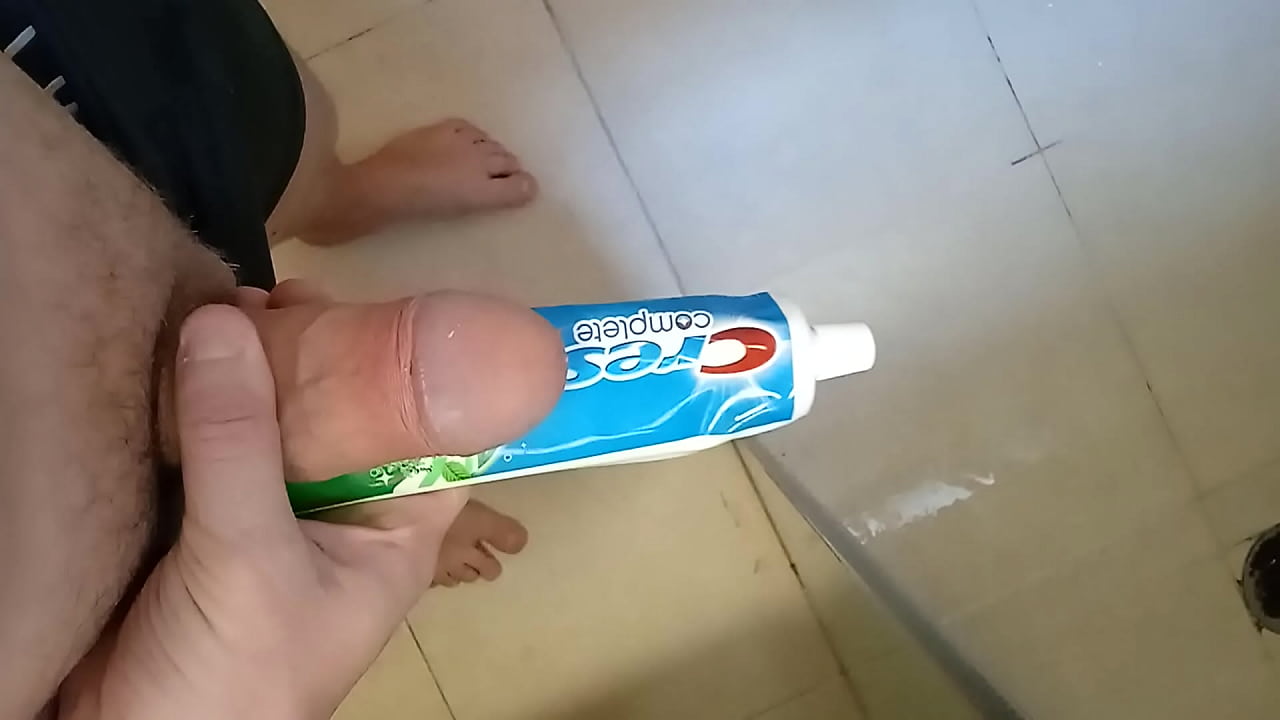 I wanted to fuck toothpaste with my big dick, but what)? - XVIDEOS.COM