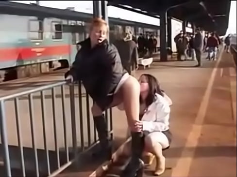 public Lesbian piss