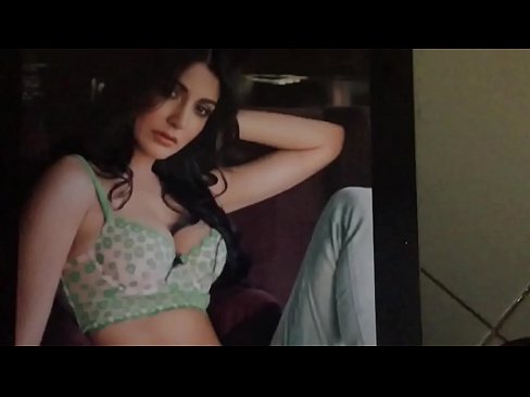Middle eastern shemale Huge teen tits gif